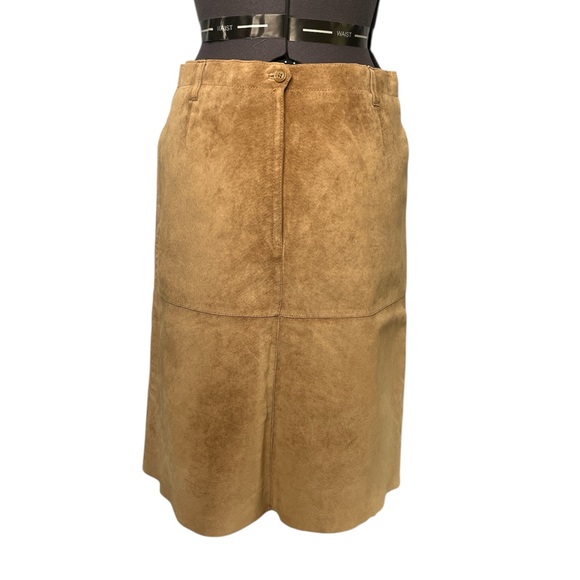 Isaac Mizrahi Dresses & Skirts - Suede skirt